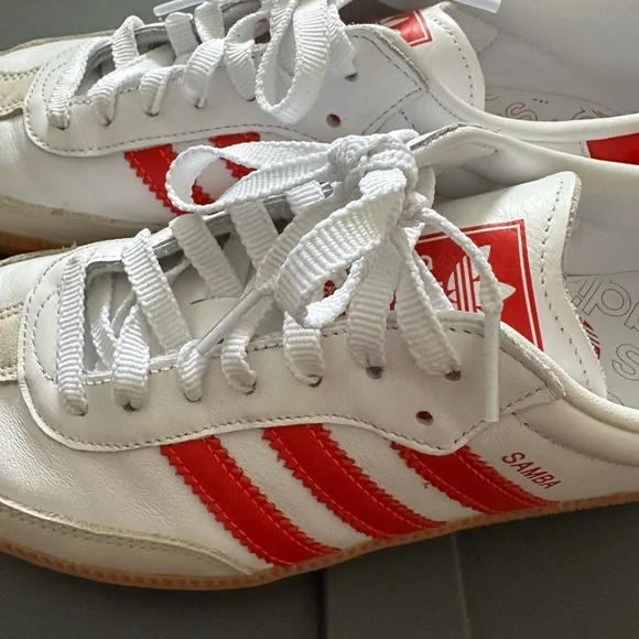 Adidas White and Red Sneakers ( women) - Picture 10 of 10